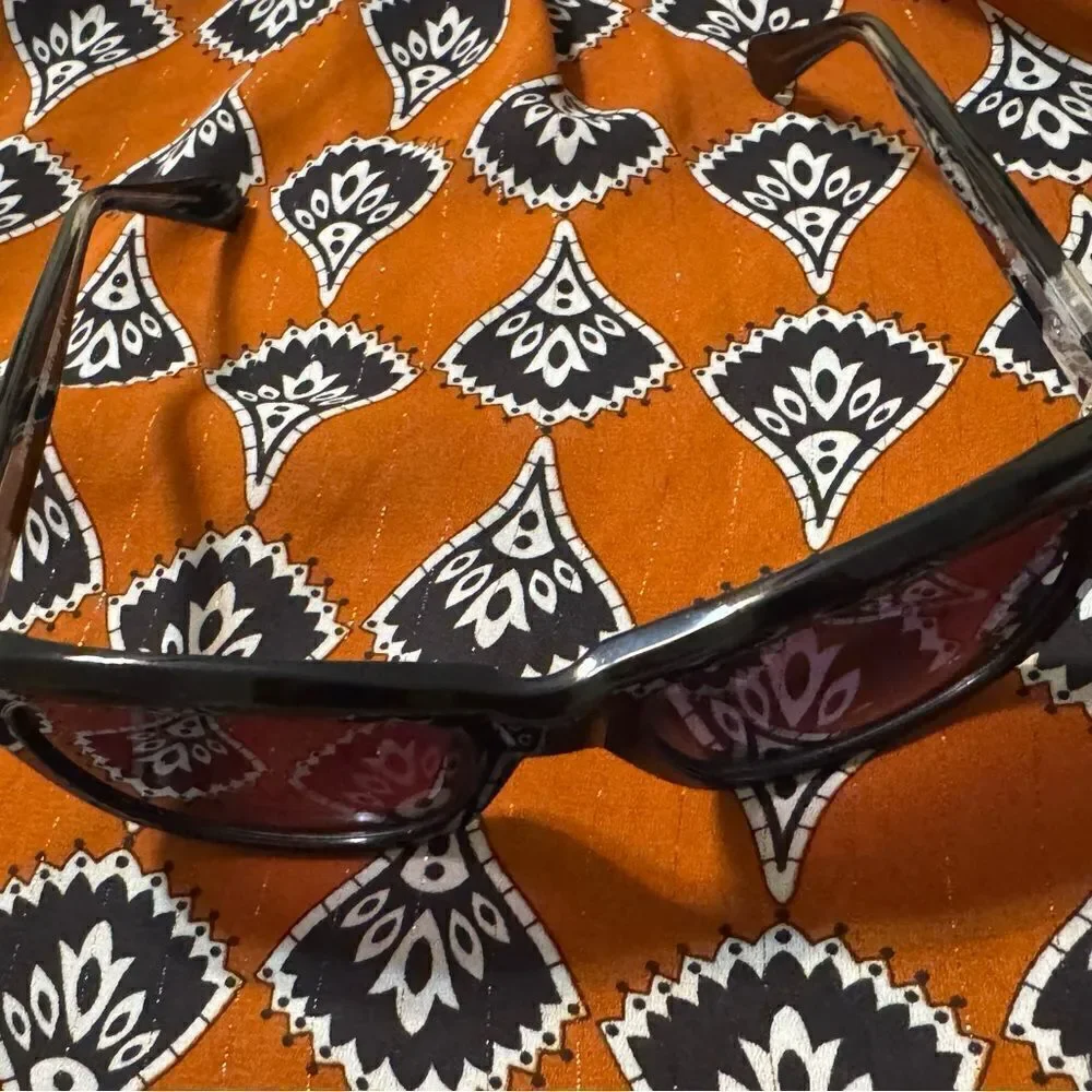 Balmain Elegant Black Sunglasses bl 2039 c01 5217 140 Cat 2 Made in France